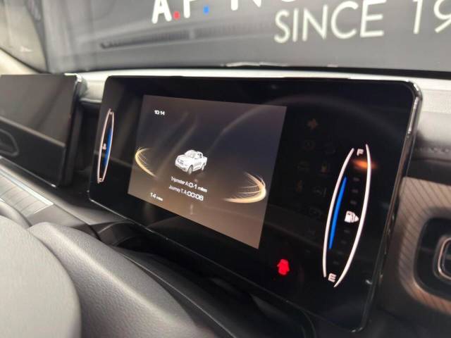 2025 Gwm POER300 2.4D Ultra Pickup Double Cab 4dr Diesel Auto 4WD Euro 6 (s/s) (183 ps)